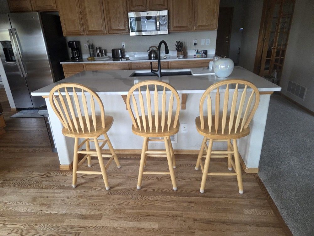 Set of 3 Light Oak Bar Stools 