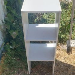 White Bookshelf/nightstand/end Table 