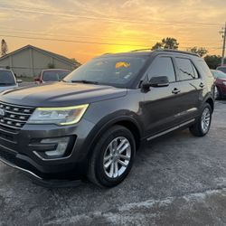 2016 Ford Explorer