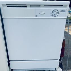 Dishwasher Works Perfectly ! Ready For Pick Up Or Delivery!