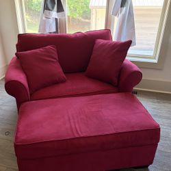 Loveseat & Pullout Bed. 