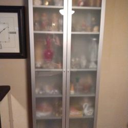 Tall Cabinet/Glass Doors