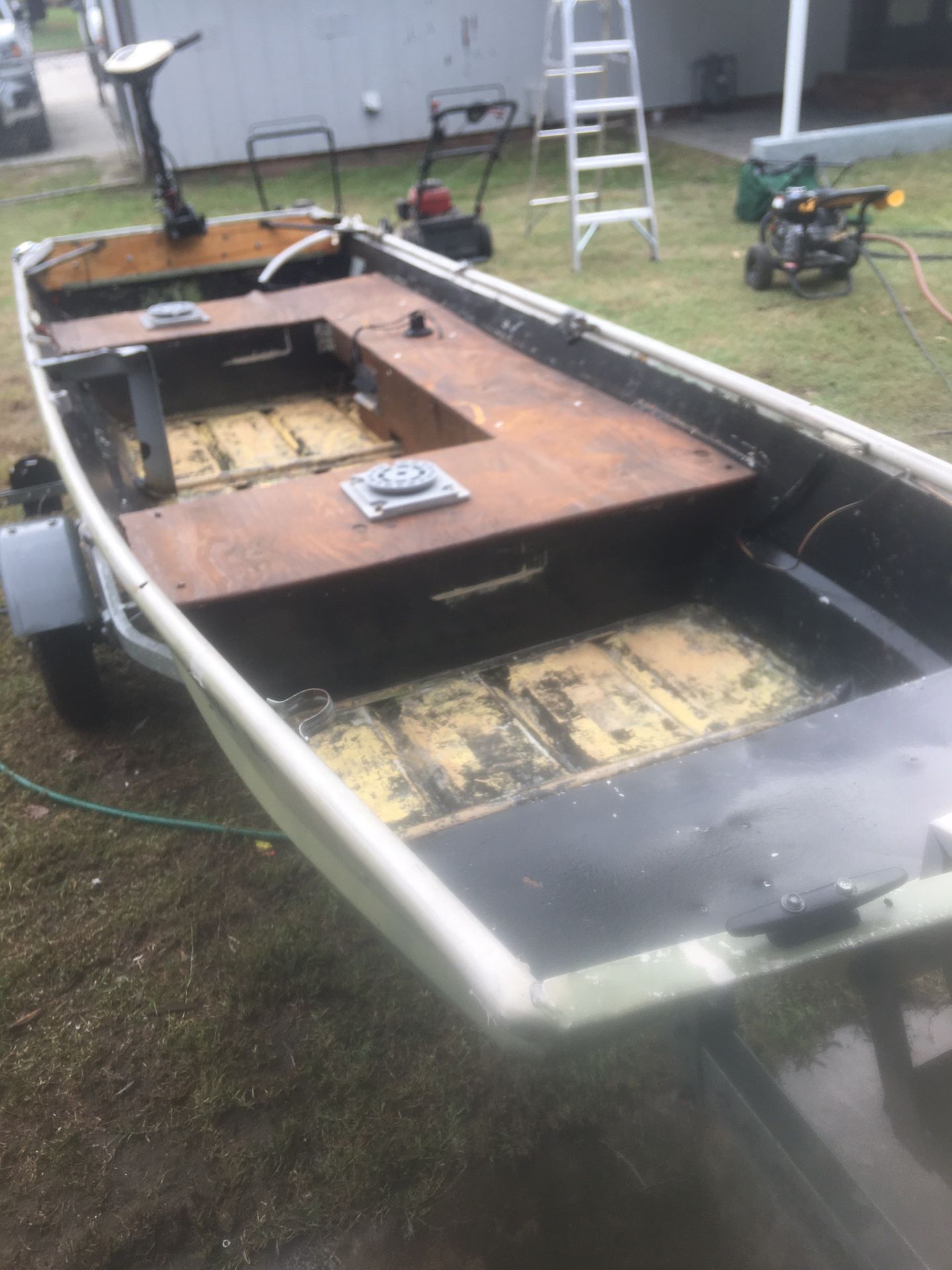 Sears Gamefisher Jon Boat for Sale in Fayetteville, NC OfferUp