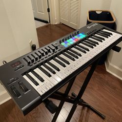 Keyboard Novation Launchkey 49 USB Keyboard Controller for Ableton Live, 49-Note MK2 Version