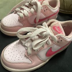 Nike Dunk Low
