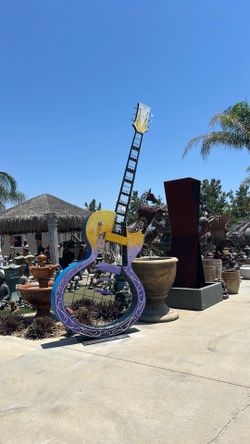Giant guitar