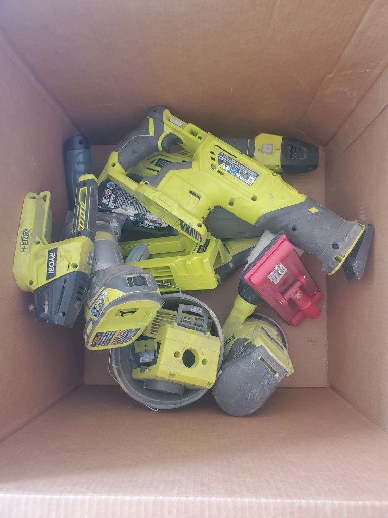 Ryobi 18V ONE+ Power Tool Combo Kit