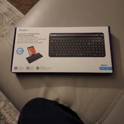 targus bluetooth keyboard brand new in box