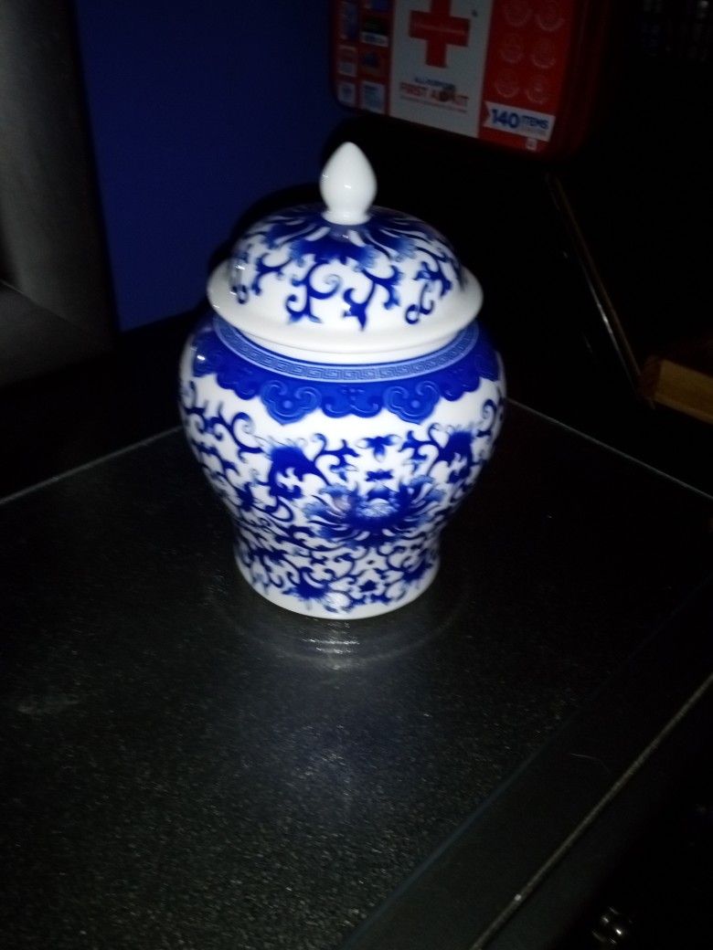 Blue & White  Porcelian  Canister