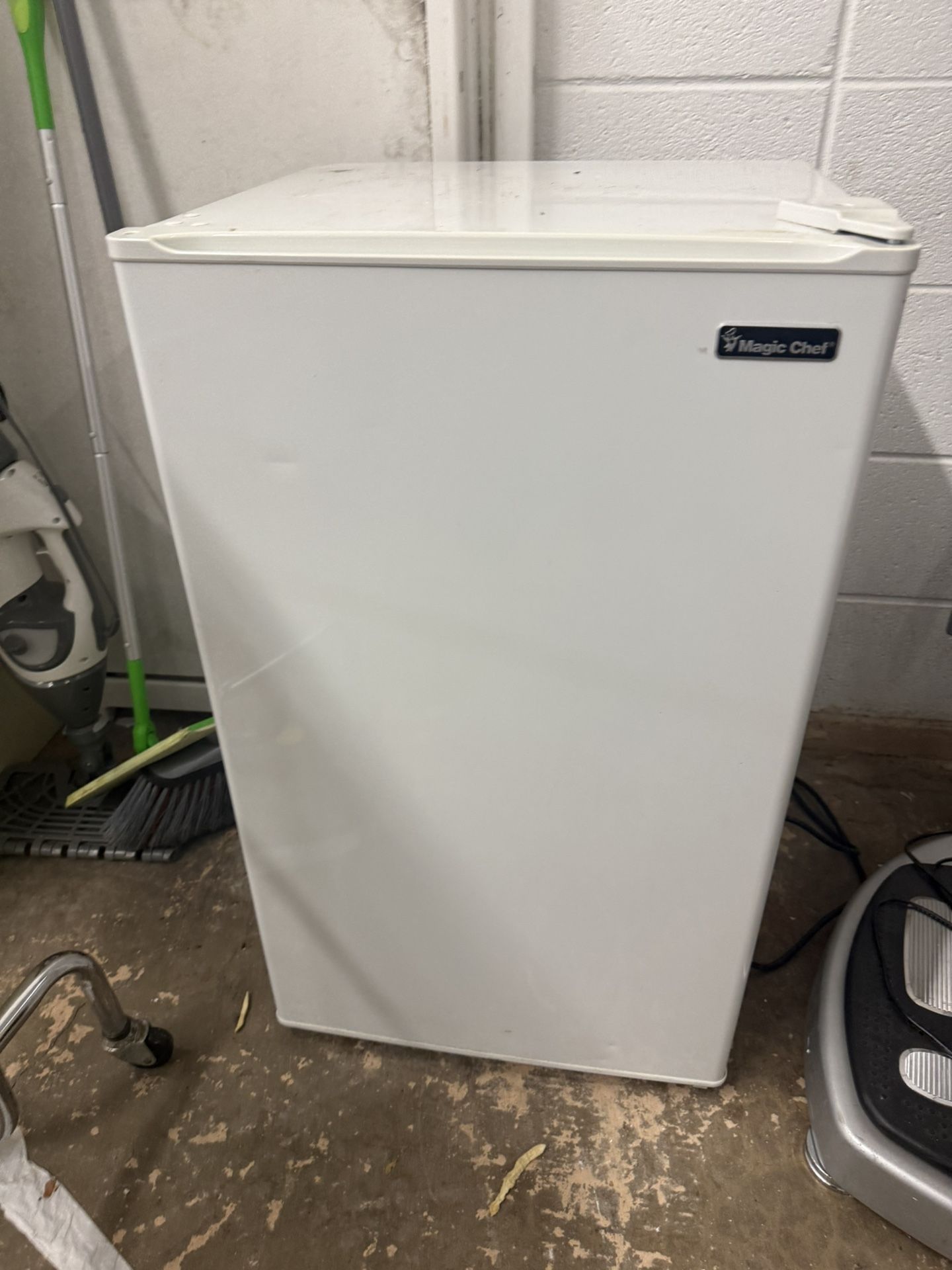 Medium Size Refrigerator
