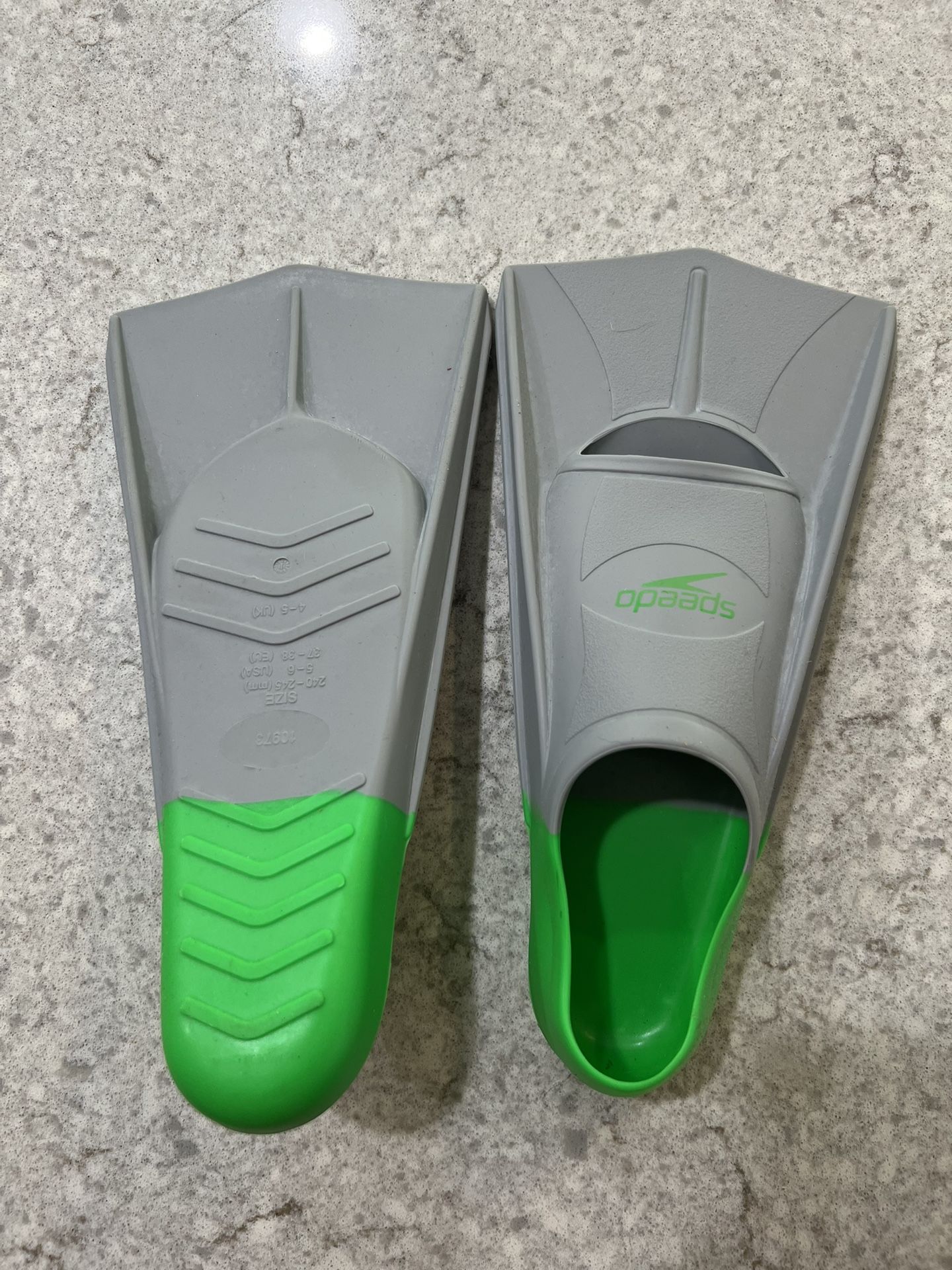 Speedo Swim Fins Size 5-6
