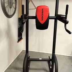 Weider Power Tower – Pull-Ups, Dips & Core – Solid Home Gym