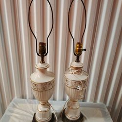 Vintage Porcelain Table Lamp White & Gold Leaf Motif