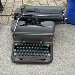 Typewriter Smith Corona 