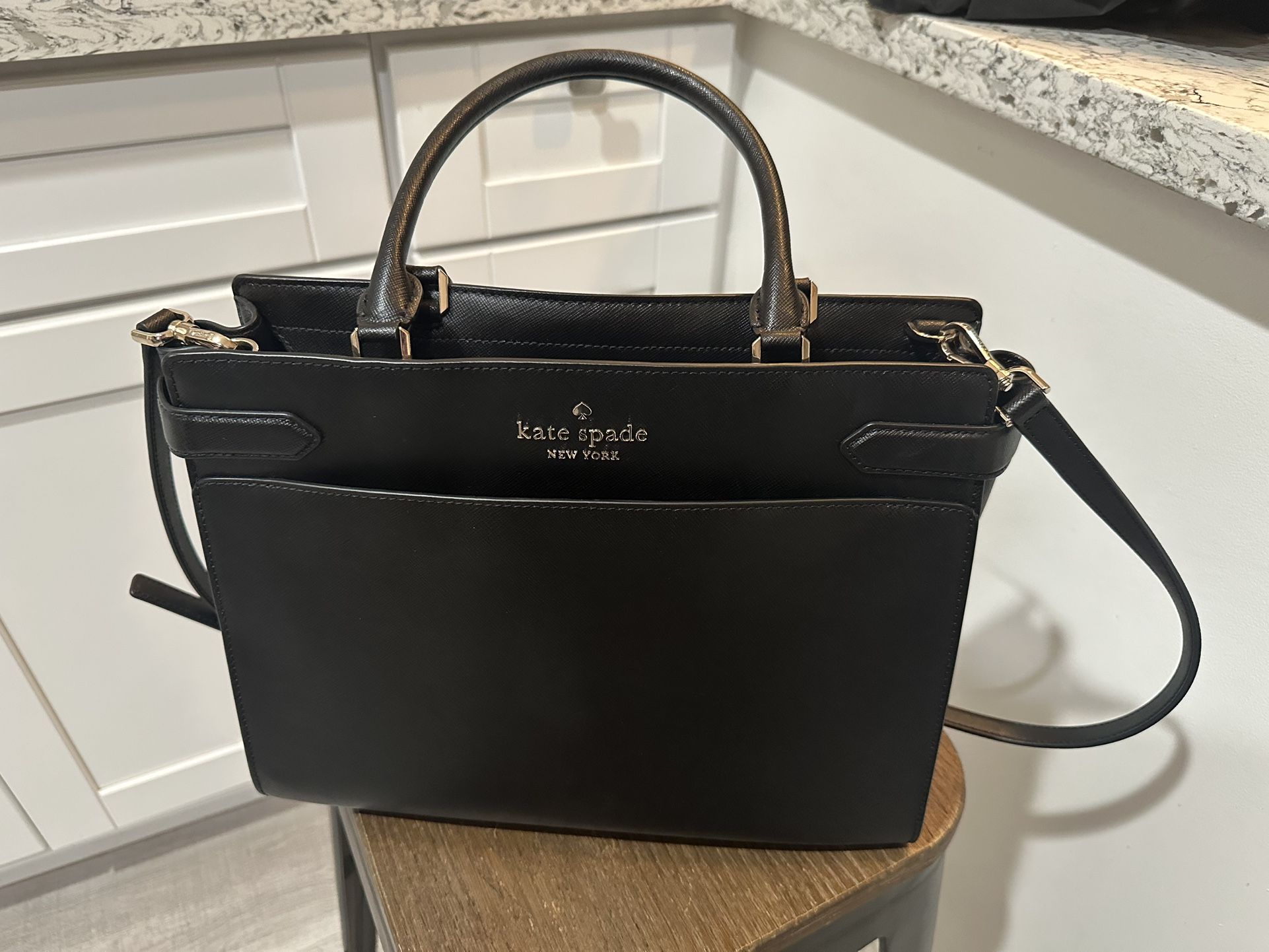 Kate Spade Madison Large Satchel black (almost Like New)