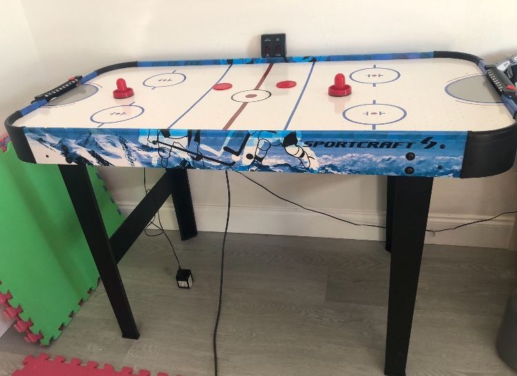  Hockey  Table