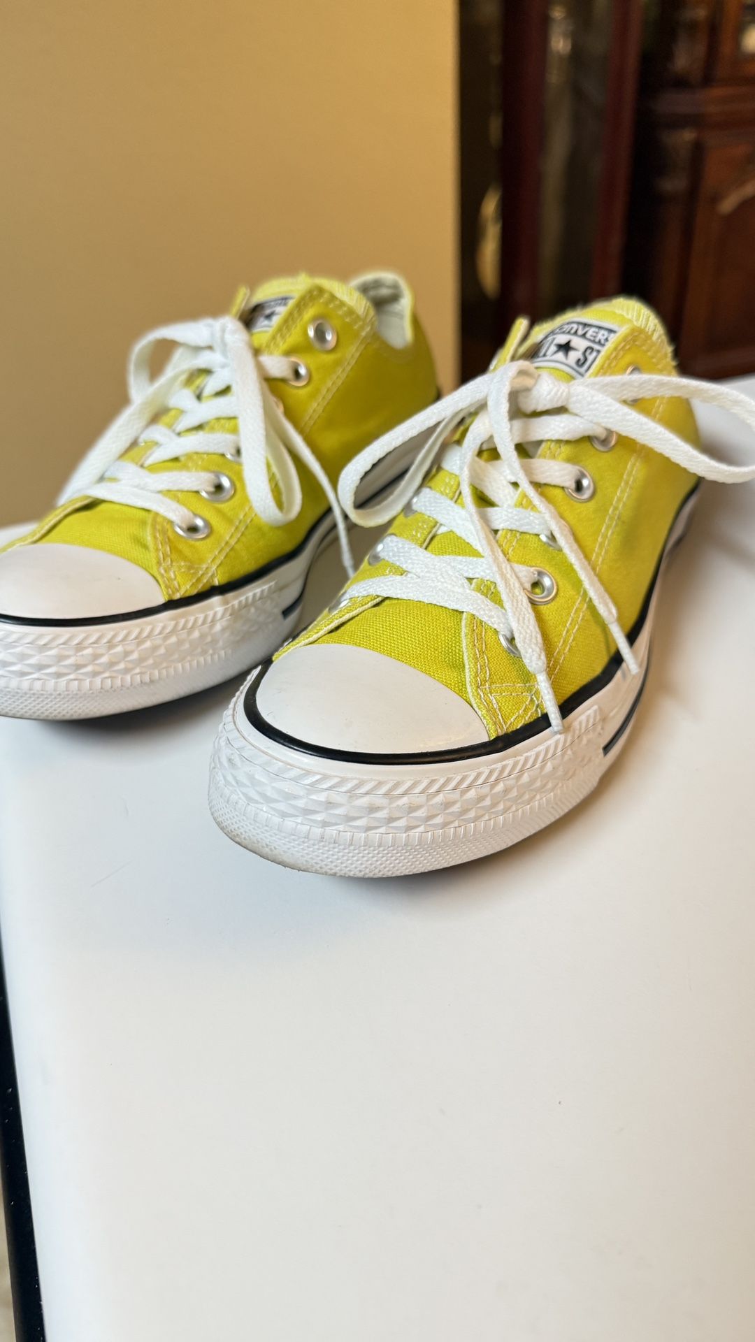 Converse Chuck Taylor All Star Low Top Lemon Yellow sneakers shoes W 8.5/M 6.5