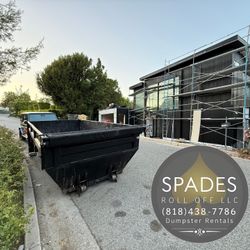 Waste Container/ Roll Off Dumpster 