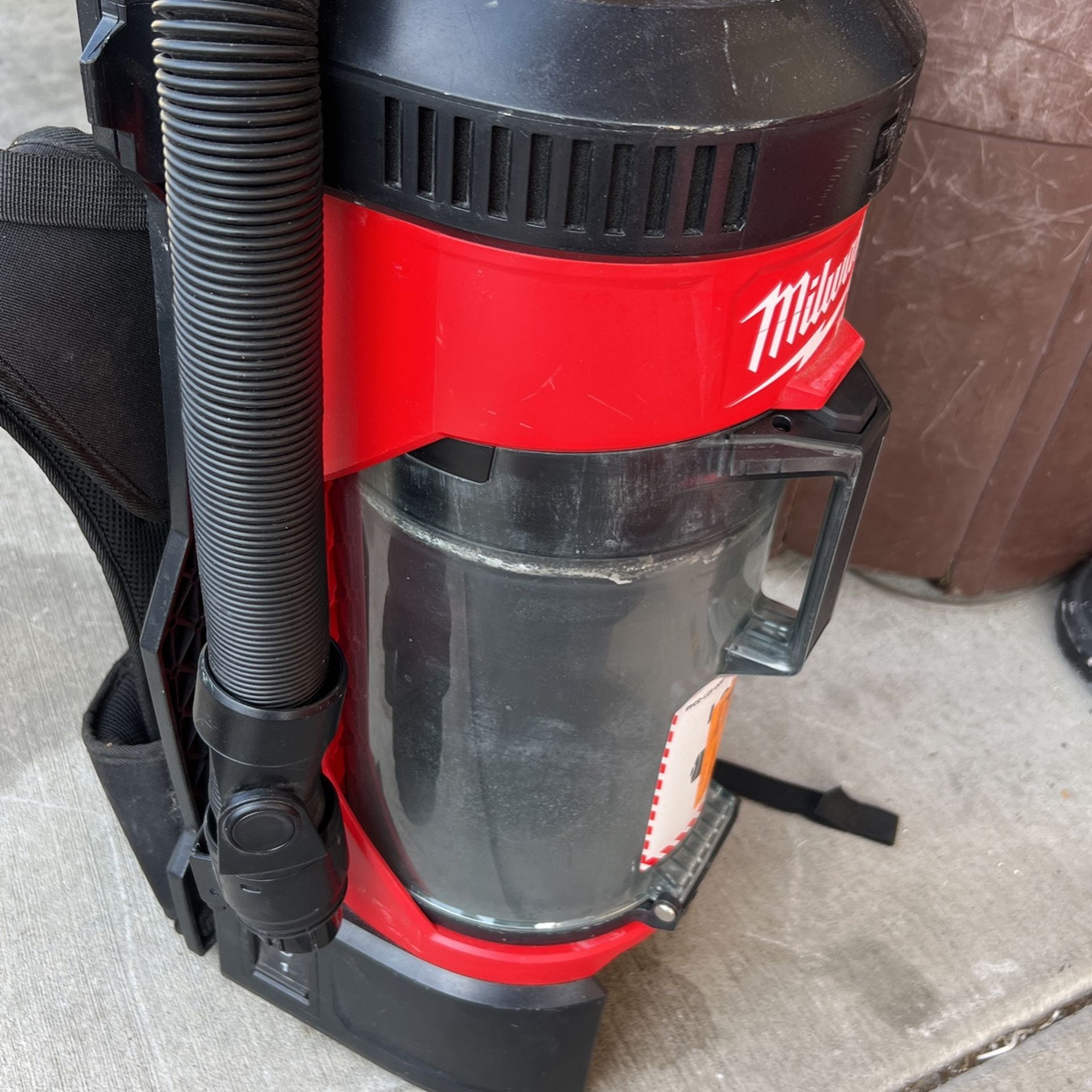 Milwaukee Backpack Vacuum for Sale in Garden Grove, CA OfferUp