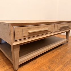 Liberty Furniture Coffe/Cocktail Table