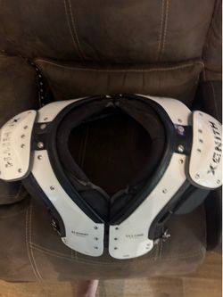 Xenith shoulder pads