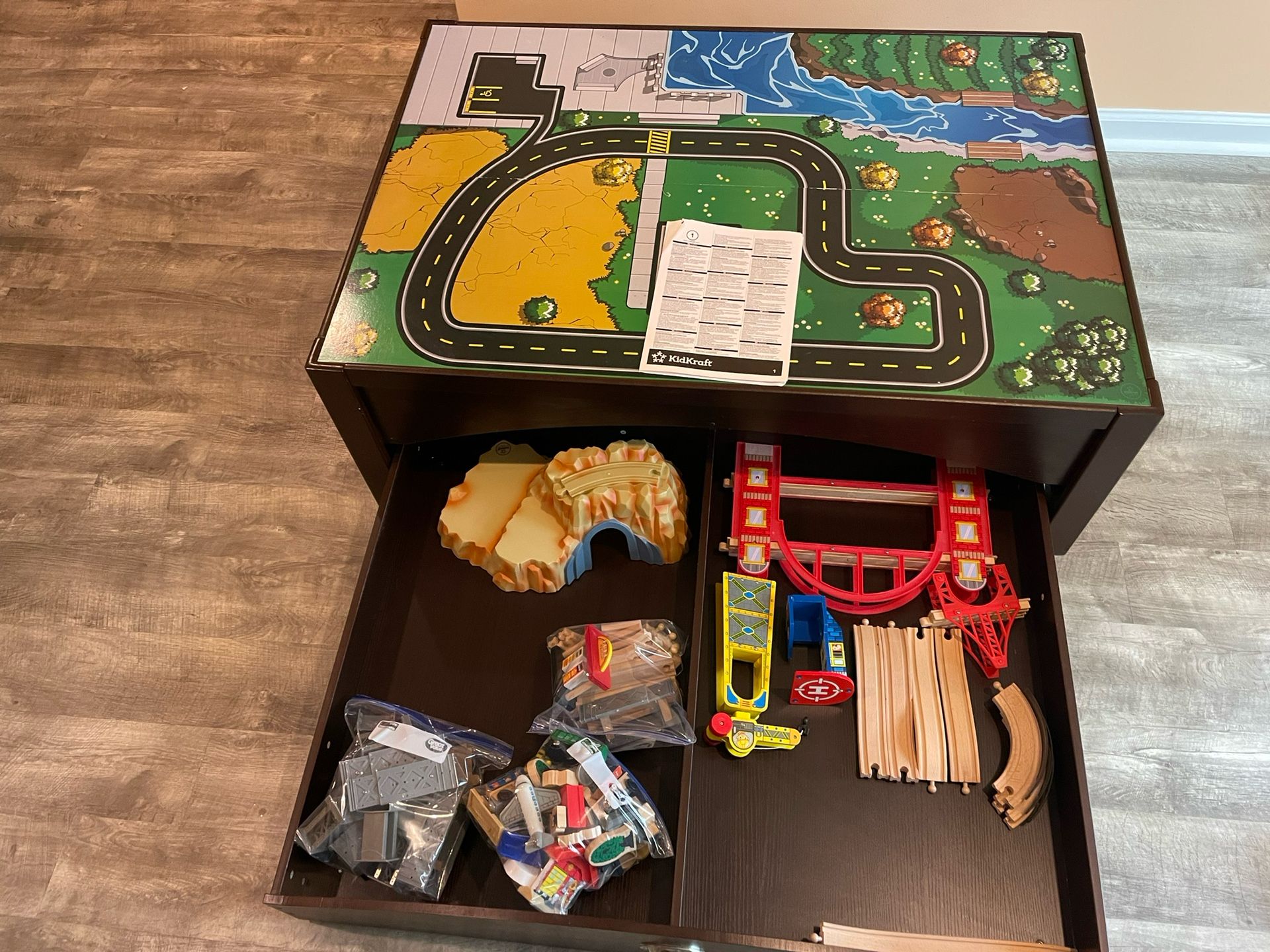 KidKraft Metropolis Wooden Train Table