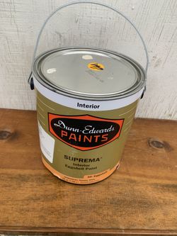 Dunn- Edward’s Suprema Eggshell 1 Gallon Champagne
