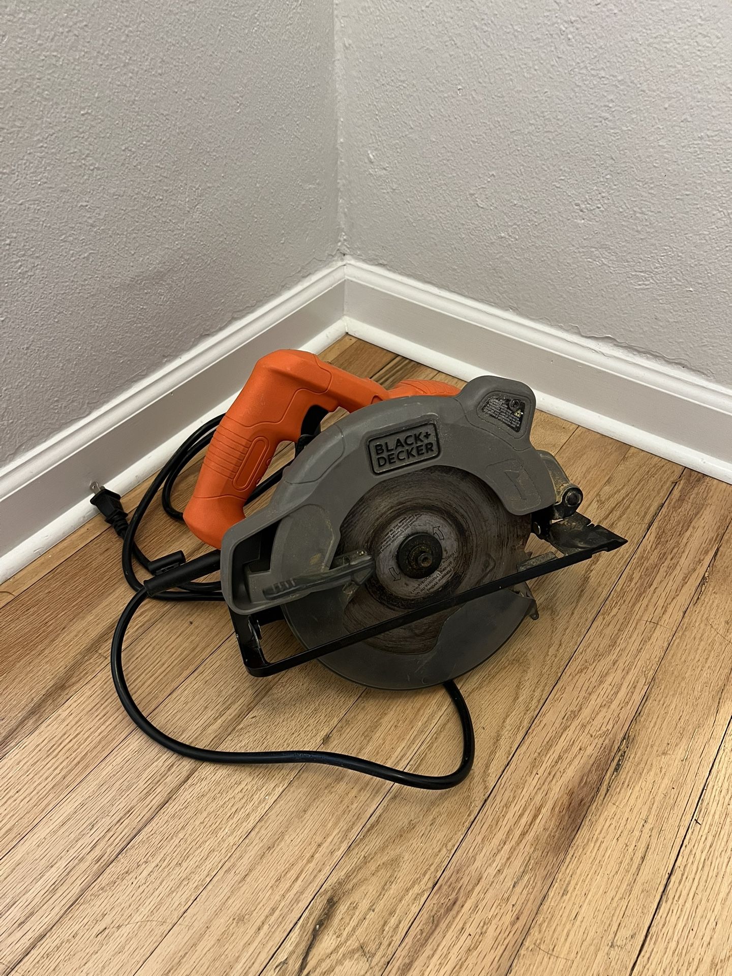 Black And Decker Circular Saw