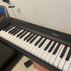 Yamaha 61-Key Piaggero Digital Piano