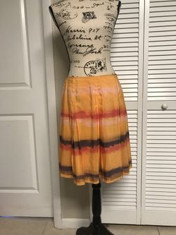 Dana Buchman Midi Skirt