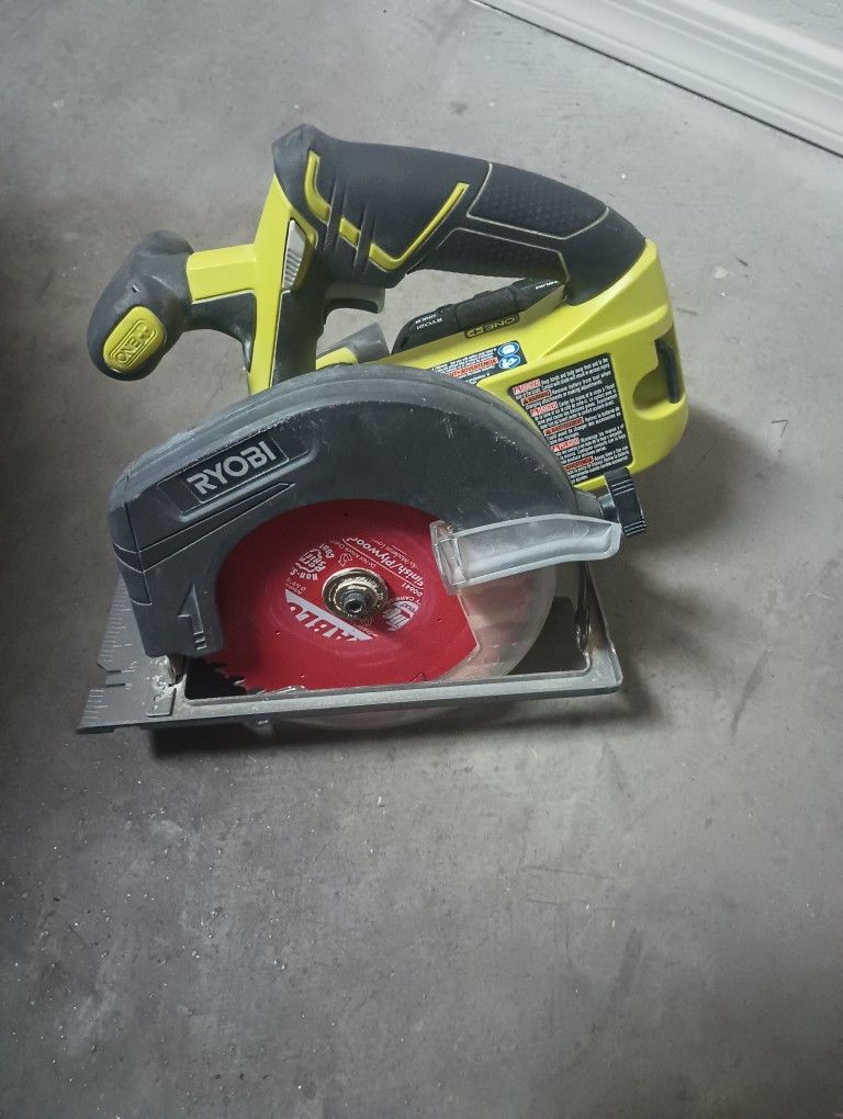 Ryobi Cordless Skilsaw