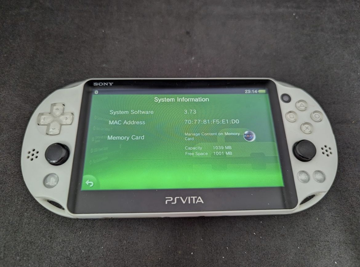 Sony PS Vita PCH-2000 Bianca - Testata, Carica Inclusa - Giapponese, Usata Ma Ok - 5