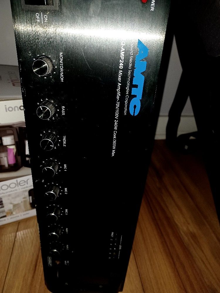 AMC 70 V Amp
