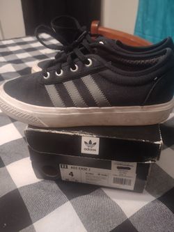 Boys Size 4 Adidas