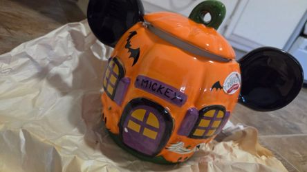 Mickey Mouse Halloween Pumpkin Cookie Jar – Ceramic Disney