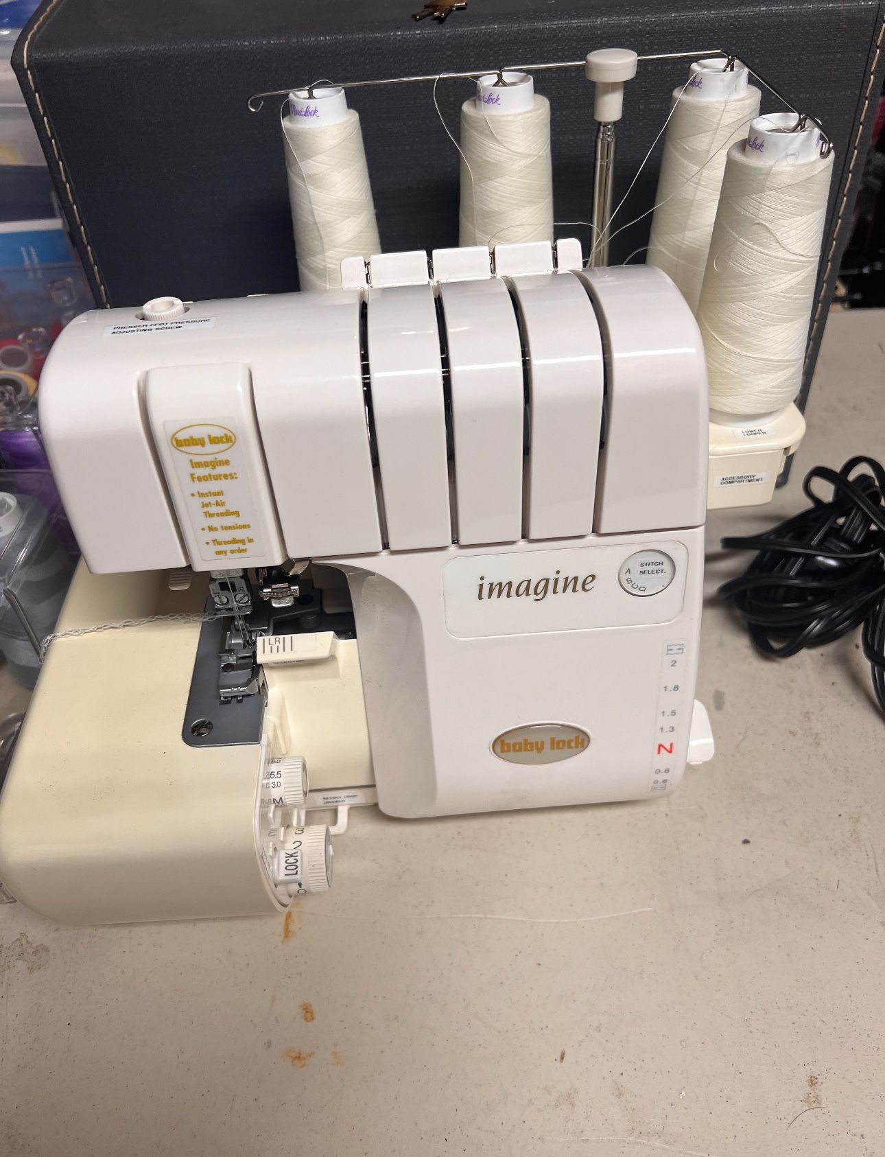Baby Lock BLE1AT Serger - $600