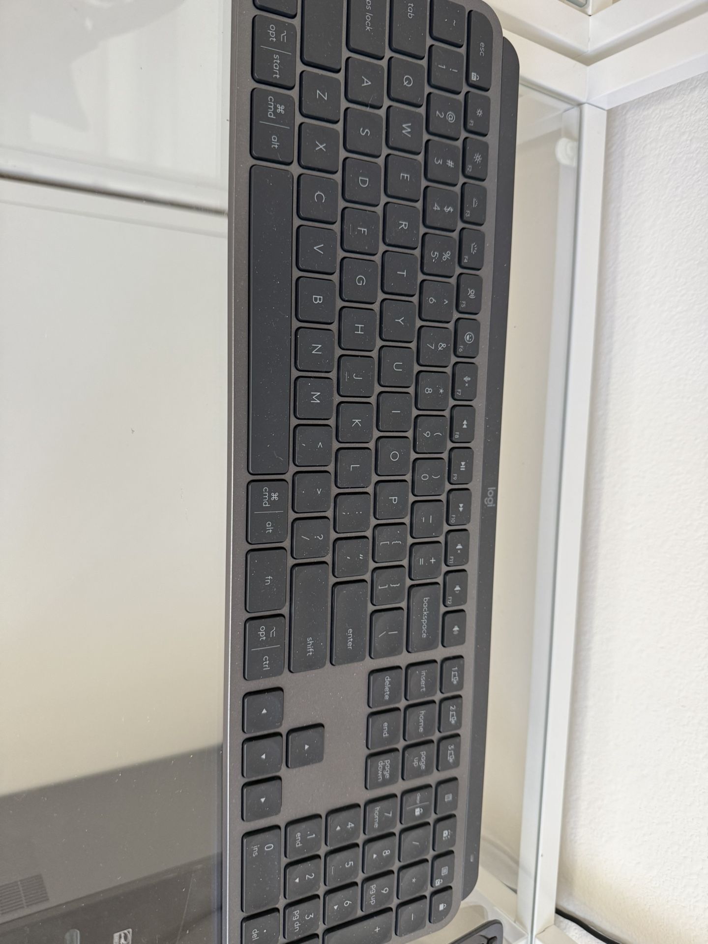 Logitech Mx Keys