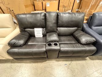 U769 Power Reclining Console Loveseat.
