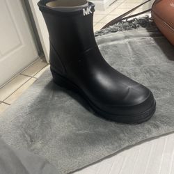 Botas