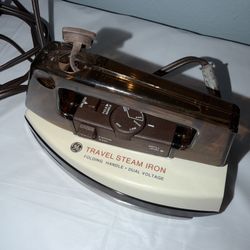Vintage Travel Iron- General Electric 