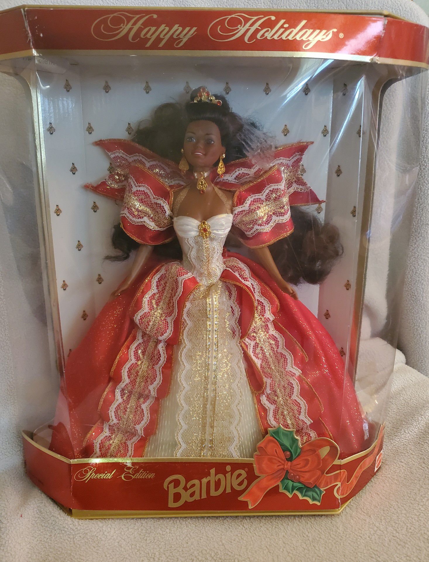 1997 Mattel 10th Anniversary Happy Holiday Barbie