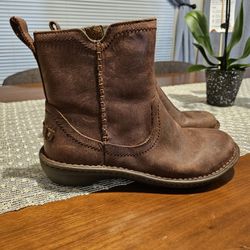 UGG Boots Size 7