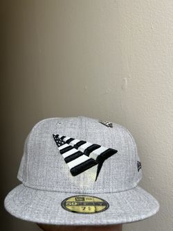 Paper planes Fitted Hat Size 7 5/8