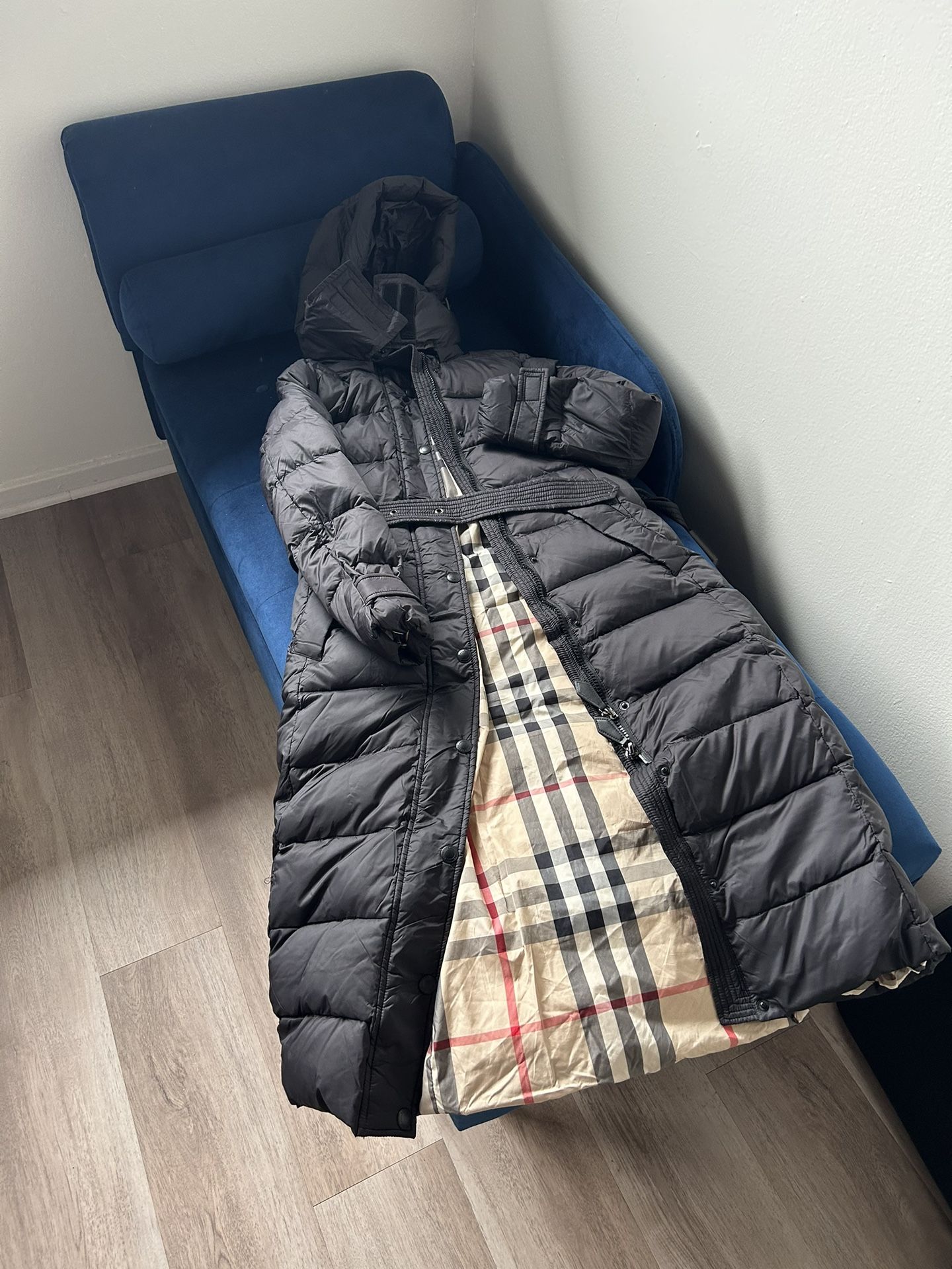 Authentic Burberry London England Puffer Coat