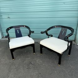 🔥 Hollywood Regency Ming Style Black Lacquer Lounge Chairs – Brass Accents – Vintage Designer Pair