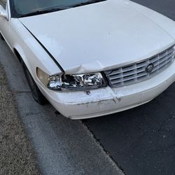 1999 Cadillac Seville  Bent Right Fender And Hood