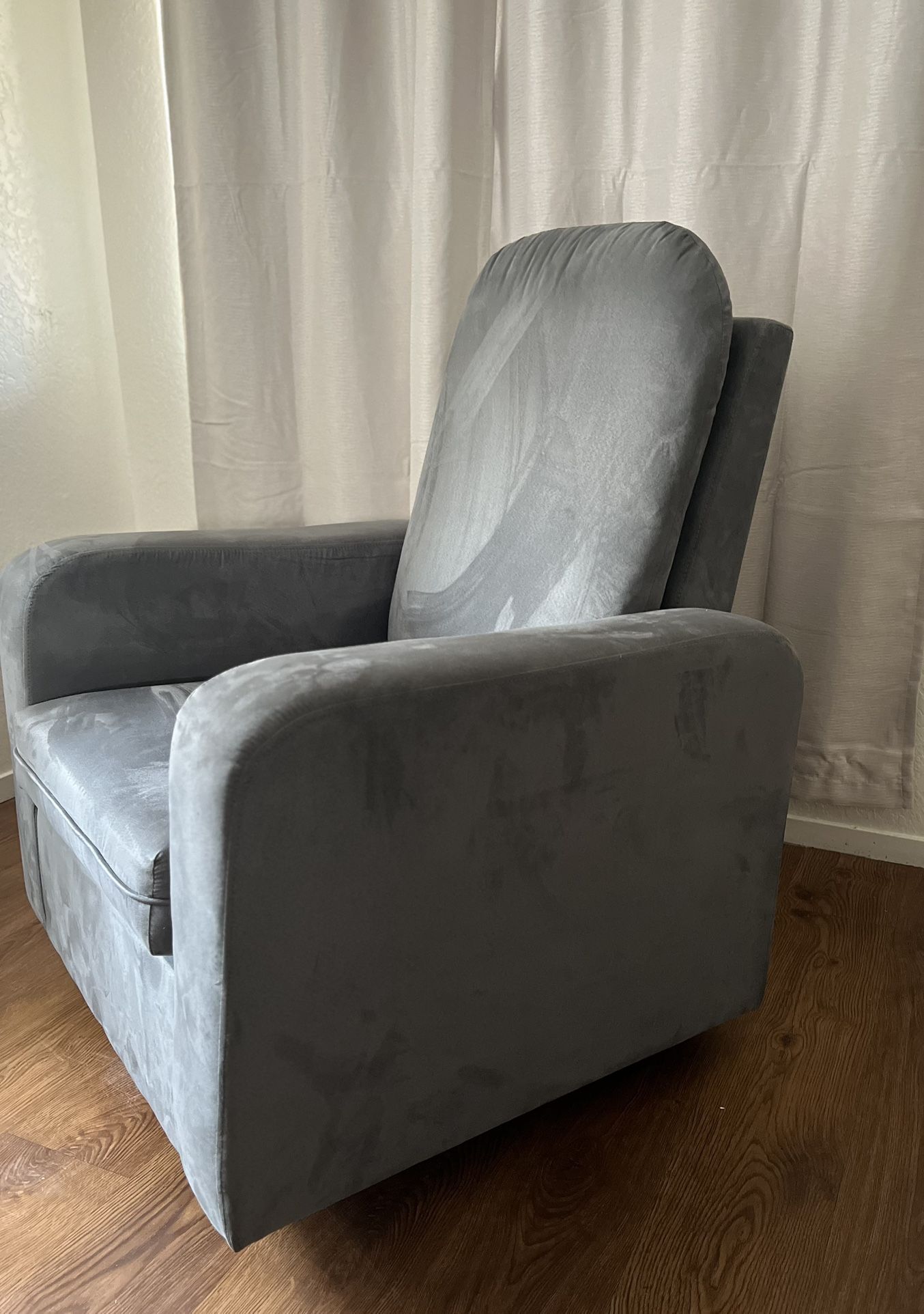 SWIVEL GLIDER CHAIR $150 OBO!