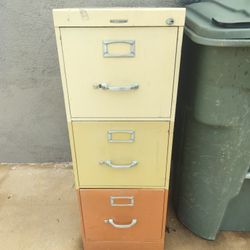 FREE Metal File Cabinet 