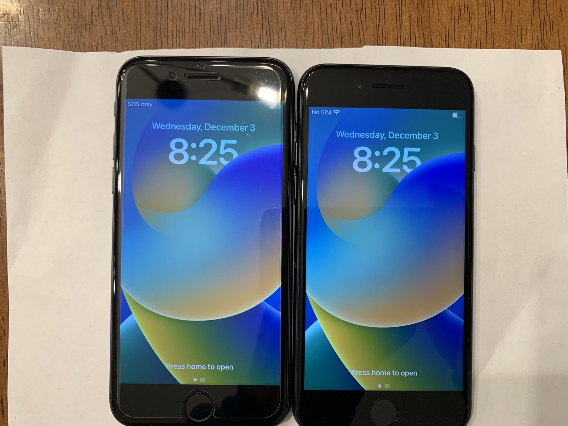 Apple iPhone 8 64GB Unlocked For Any Carrier Like New!
