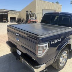 Truck Bed Cover 